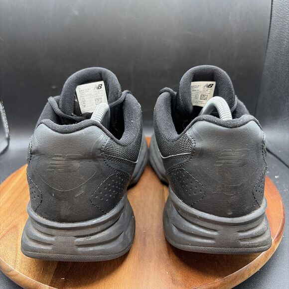 New Balance 411 V1 Mens Size 10D Triple Black Walking Training Shoes Sneakers